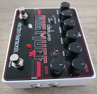 Distortion & Sustainer Big Muff Harmonix Deluxe PI - 3