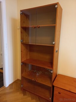 Nábytek masiv dřevo set 6ks - knihovny, komoda, stůl, postel - 3