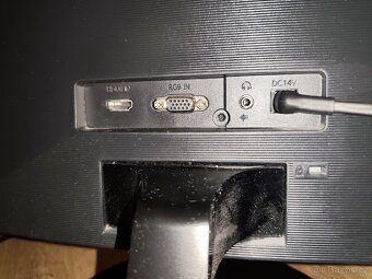 Samsung 24" Full HD Monitor - 3