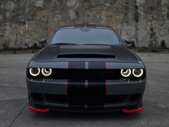 Dodge Challenger 6.2 SRT HELLCAT - 3