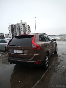 VOLVO XC 60 r. 2009 - 3