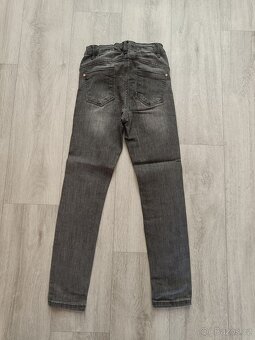 Šedé džíny vel. 134 - 3