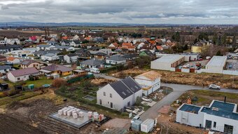 Rodinný dům 4+kk Dražkovice - Pardubice - 3