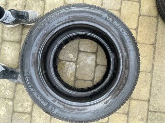Dvě letní pneu 205/55/16 Michelin - 3
