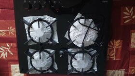 Prodám skleněnou varnou plyn desku Amica - 3
