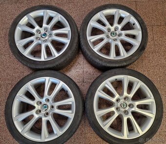 Originální Alu kola 5x112 r18 letní pneu 4,5mm - 3