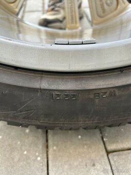 Alu original Škoda R18 zimní pneu 235/45/18 - 3