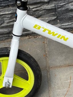 B twin - 3