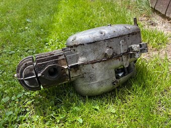 Jawa 550 motor - 3