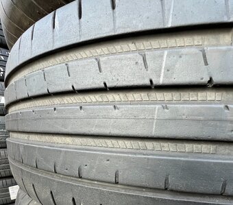 Letní pneu 235/65 R18 106W GoodYear F1 Asymmetric 3 (4320) - 3