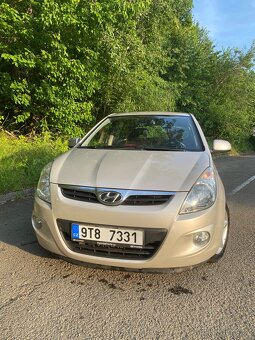 Hyundai i20 1.4i 2009 - 3