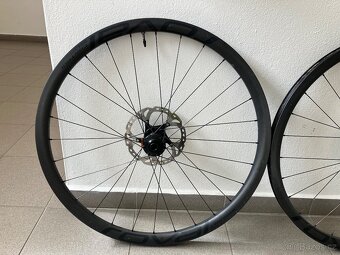 Karbonová kola Roval Control SL 29 / náboje DT Swiss 350 / b - 3