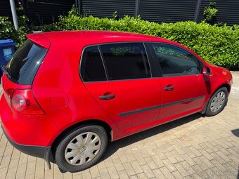 VW Golf 5 - 3