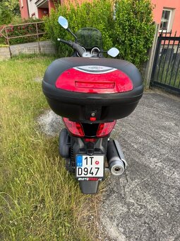 Yamaha X-MAX 125 – r.v. 2012 – Ostrava - 3