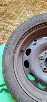 Prodám sadu letní pneu 195/55/16.  BMW 5/120 - 3