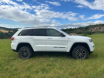 Jeep Grand Cherokee Trailhawk - 3