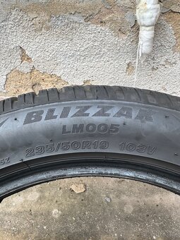 Bridgestone Blizzak 235/50/19 r19 103V pneu zimní - 3