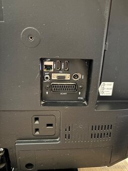 TV Hyundai 32” LCD - 3