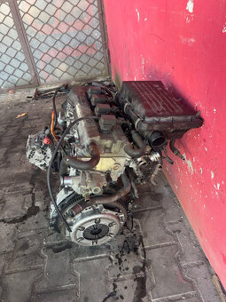 Motor Nissan Micra 1,0i 44KW CG10 kompletní prodám - 3