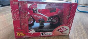 Model motorka Derbi 1:10 Guiloy - 3