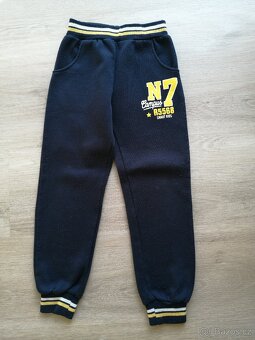 CHLAPECKÉ TEPLÁKY A KRAŤASY - 3