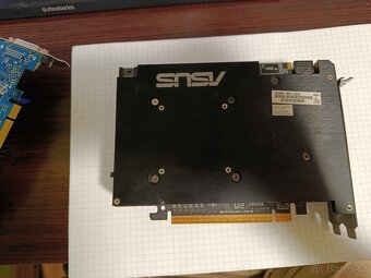 Plně funkční grafická karta NVIDIA GTX 960 2GB - 3