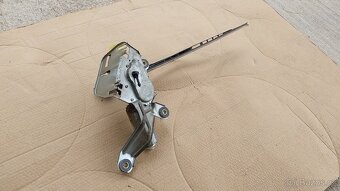 Mercedes ML 163 - Stěrač zadní - 3