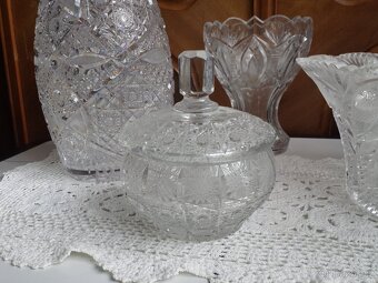 Starožitné broušené sklo - 3