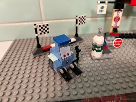 LEGO CARS - Tokyo Pit Stop - 8206 - 3