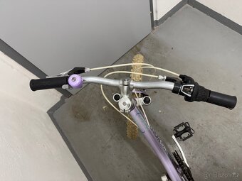 Dětské kolo GIANT Areva 20” - 3