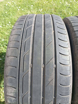 Letní pneu na dojetí 215/50 R 18 - 3