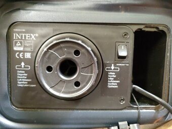 Nafukovací matrace Intex Dura-Beam - 3