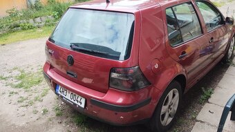 Volkswagen golf - 3