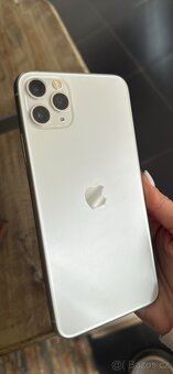 iPhone 11 Pro Max – 256 GB, Silver – top stav - 3