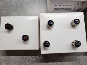 BMW nerotující středy kol 56mm originální díl BMW - 3