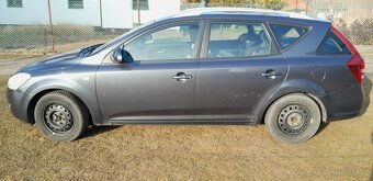 Kia Ceed 1,6 l - 3