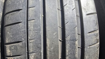 Letní pneu 245/35/20 Michelin - 3
