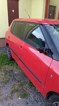 Škoda Fabia II bouraná, na náhradní díly - 3