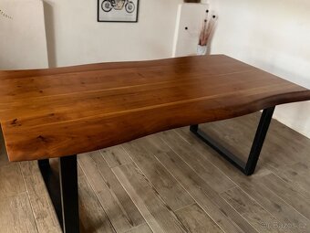 Masivní akáciový stůl 2x1 m - 3