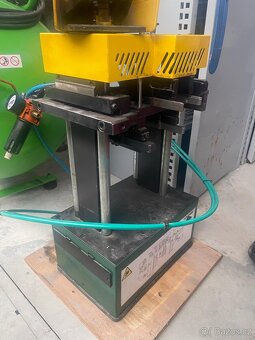 OEMME hydraulický lis - 3