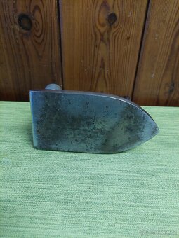 Starožitná žehlička - 3