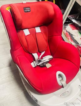 Otočná autosedačka BRITAX RÖMER s ISOFIX - HEZKÁ - 3