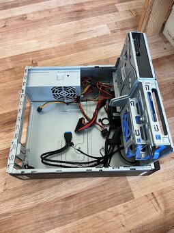 Pc skřiň chieftec + zdroj - 3