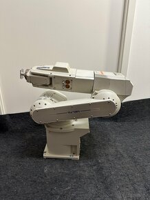 Robotická paže robot Mitsubishi - 3
