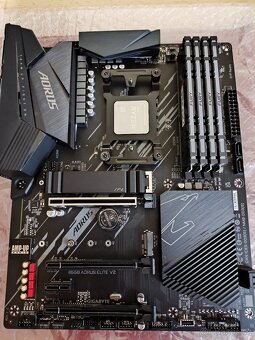 eSports (HERNÍ) PC RYZEN 5700X3D RX 6800 16GB TOP - 3