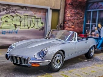 Jaguar E- Type 1:18 Autoart - 3