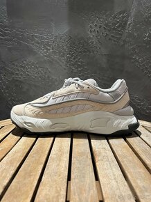 Adidas OZNOVA - 3