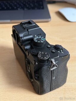 Sony Alpha A7 III tělo - 3