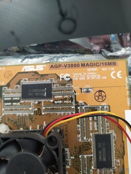 ASUS AGP-V3000 - 3