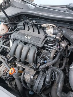 Golf 5 - 3dvéř -1.6 75kw_Hezky stav - nasednout a jezdit. - 3